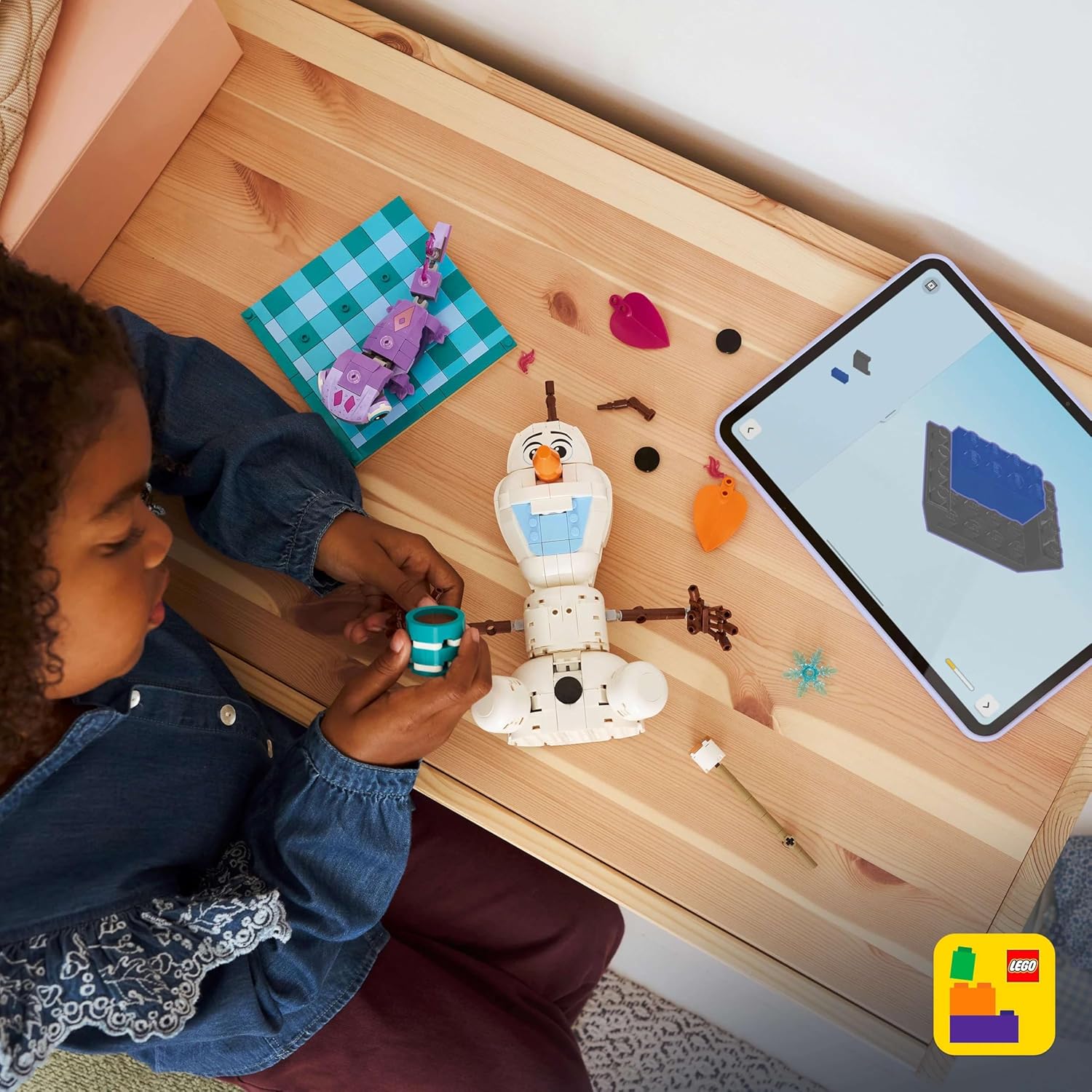 Конструктор LEGO Disney Веселый пикник Олафа и Бруни 478 дет. - фото 8