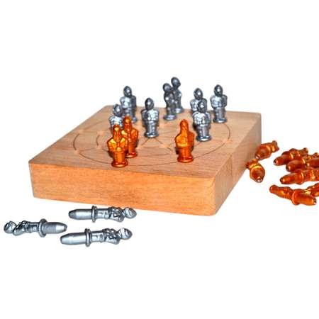 Настольная игра . Шашки