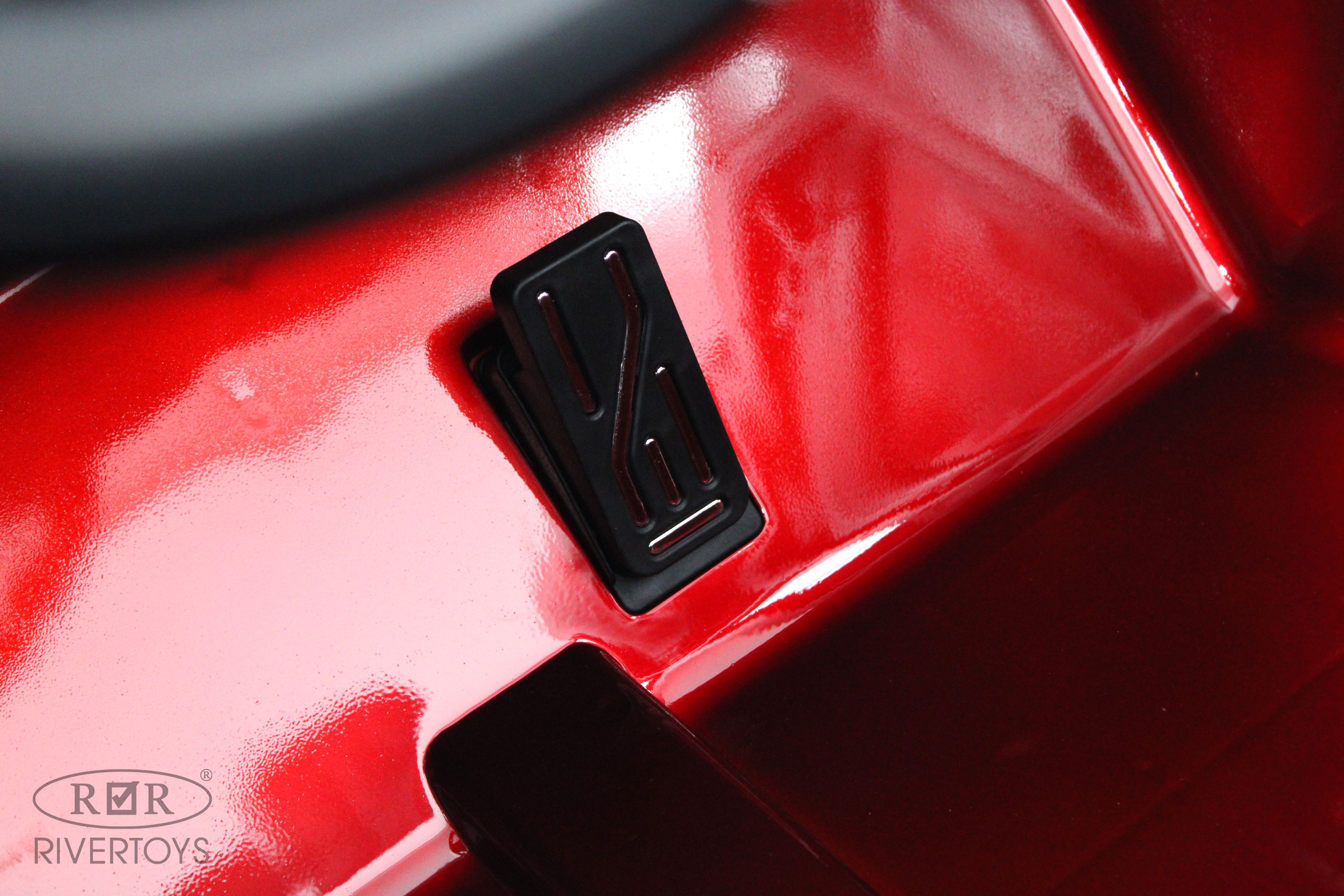 Электромобиль RIVERTOYS Y999YY-RED-GLANEC С пультом ДУ - фото 9