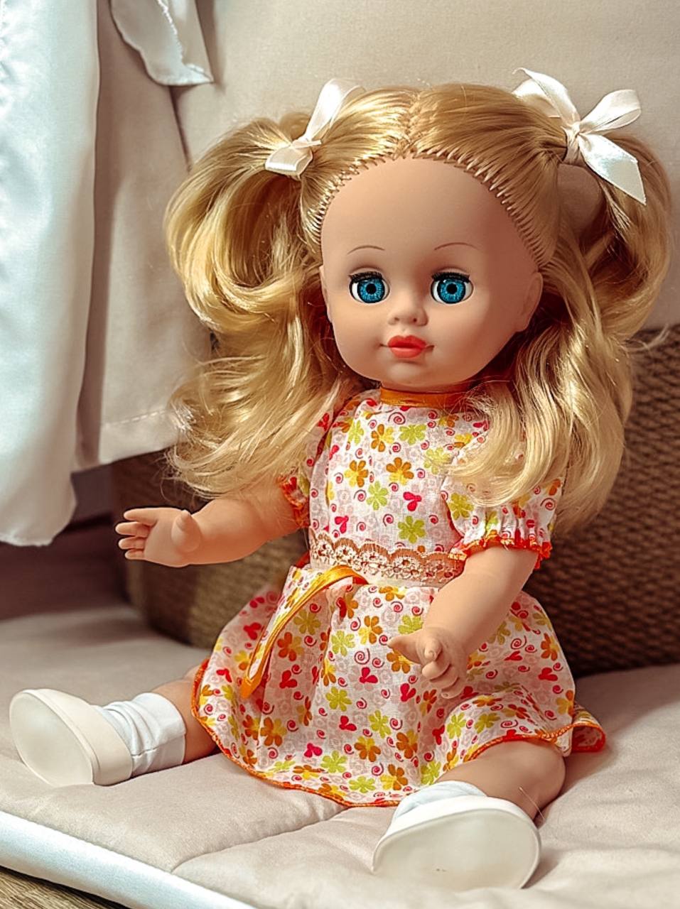 Кукла классическая СТРАНА КУКОЛ большая говорящая Карина высота 40 см 15-С-14 - фото 21