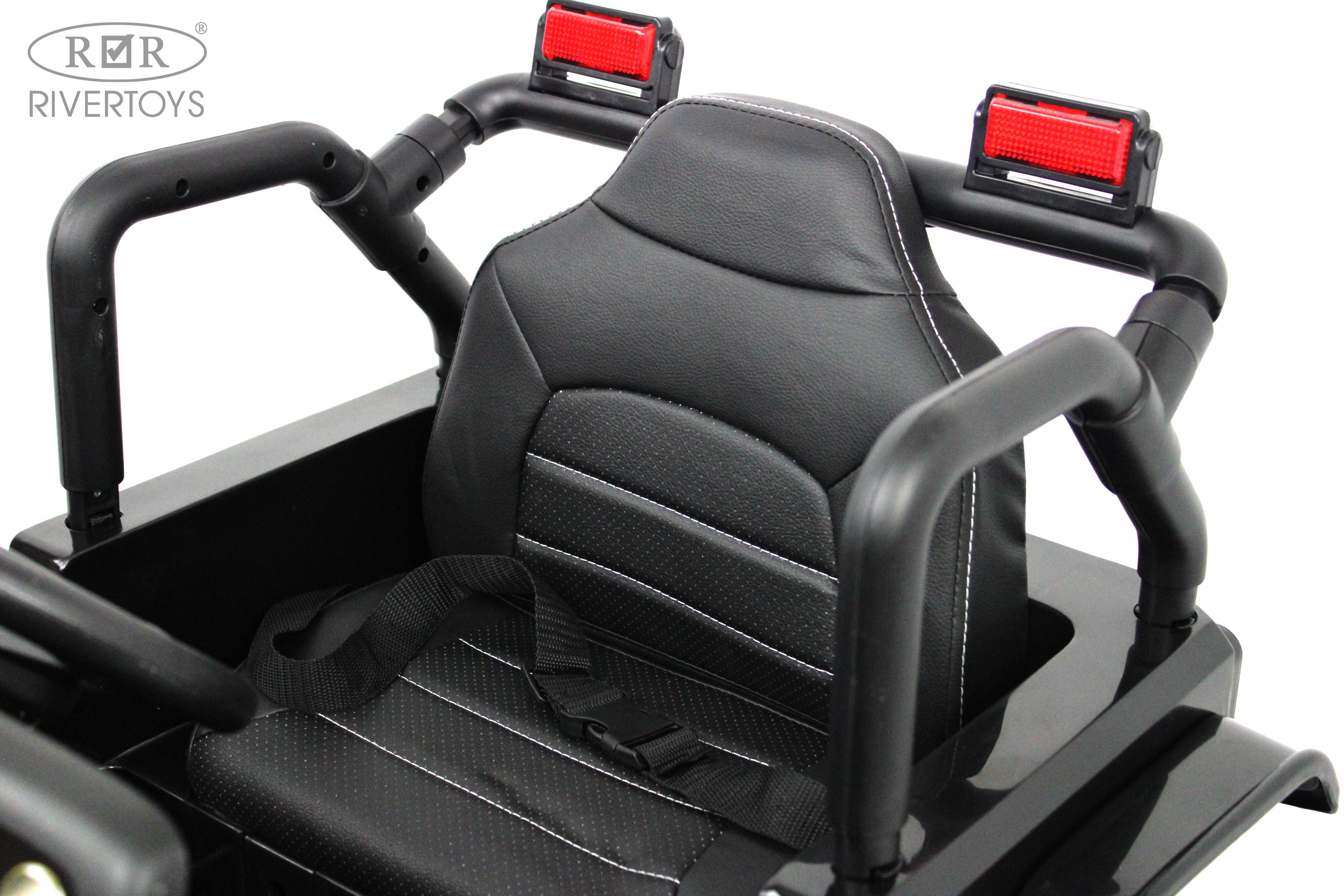 Электромобиль RIVERTOYS T222TT-4WD-BLACK С пультом ДУ - фото 22