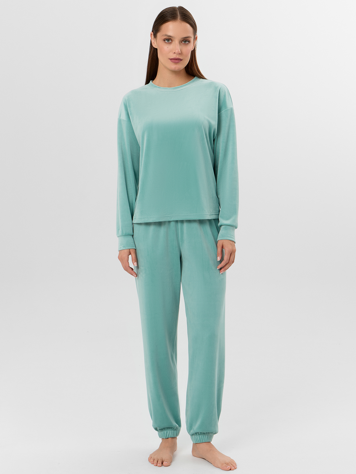 Изображение товара Пижама Mark Formelle велюровая женская комплект джемпер и брюки модный уютный