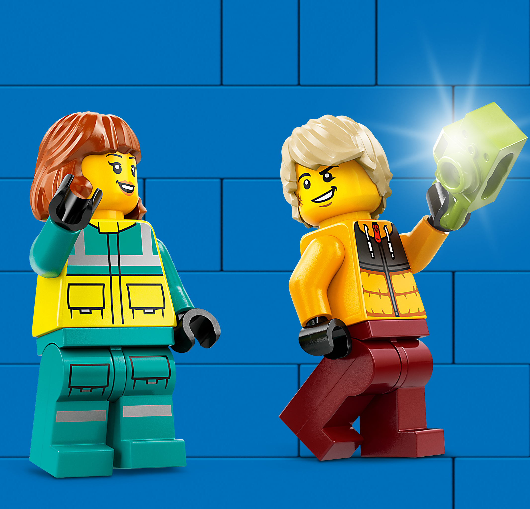 Конструктор LEGO City Скорая помощь и сноубордист 79 дет. - фото 9