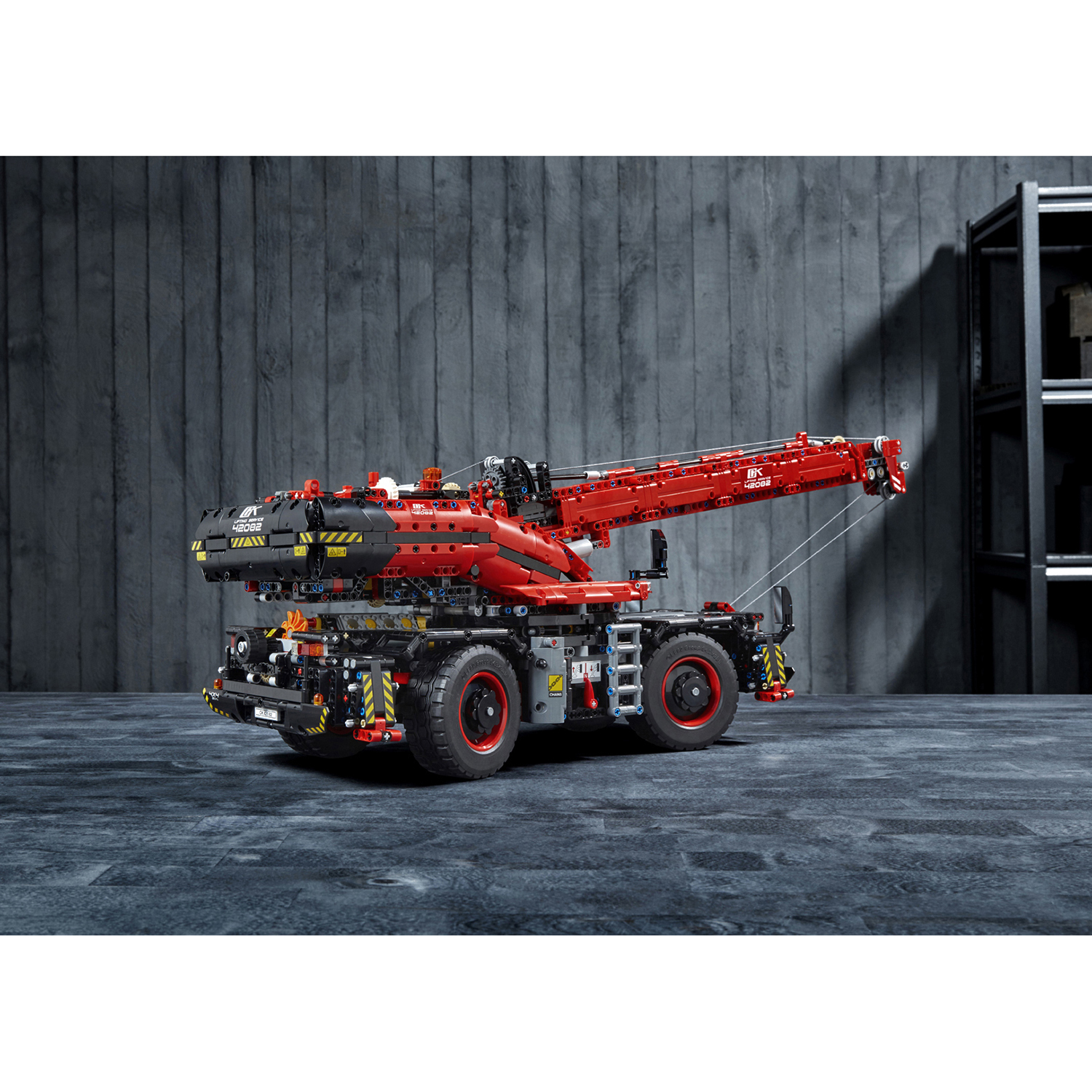 Конструктор LEGO Technic Подъёмный кран 4057 дет. - фото 70