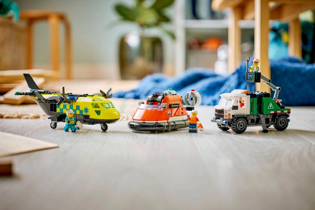 Конструктор LEGO City 60505 990 дет. - фото 8