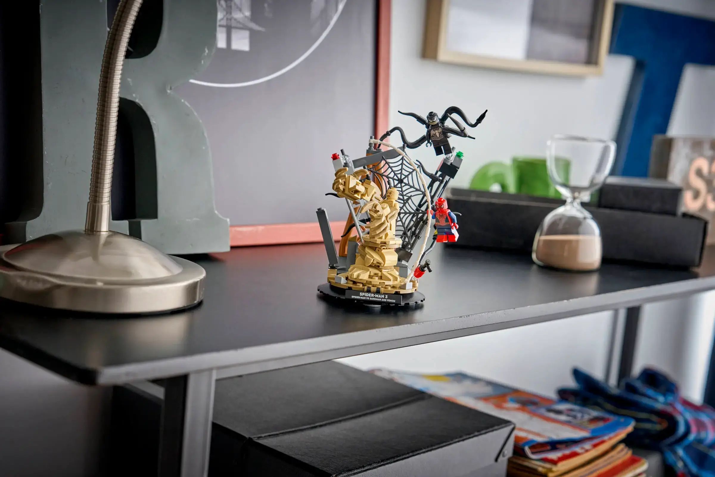 Конструктор LEGO Marvel Super Heroes Человек-паук против Песочного 201 дет. - фото 8