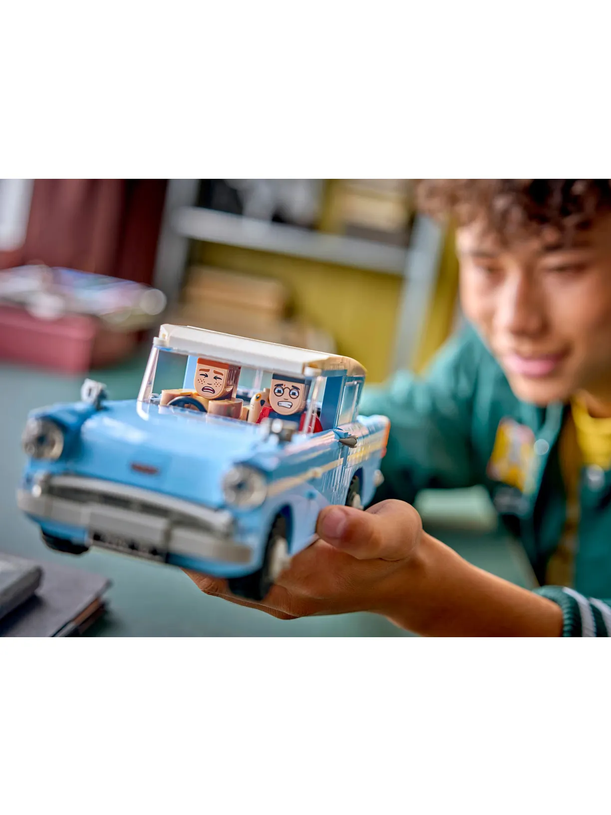 Конструктор LEGO Harry Potter Ford Anglia 868 дет. - фото 9