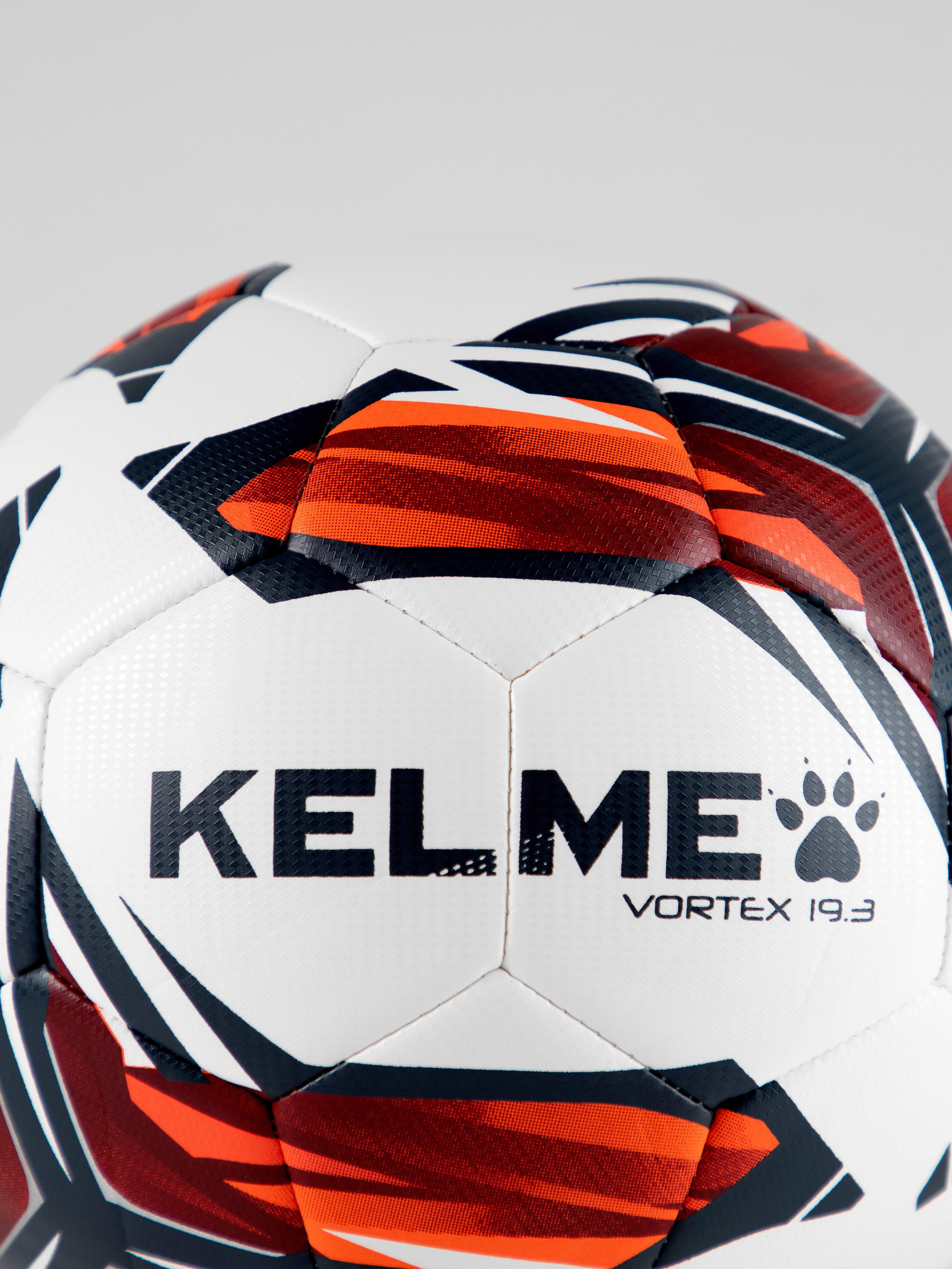 Спортивный мяч KELME Vortex футбольный 22.28 см - фото 8