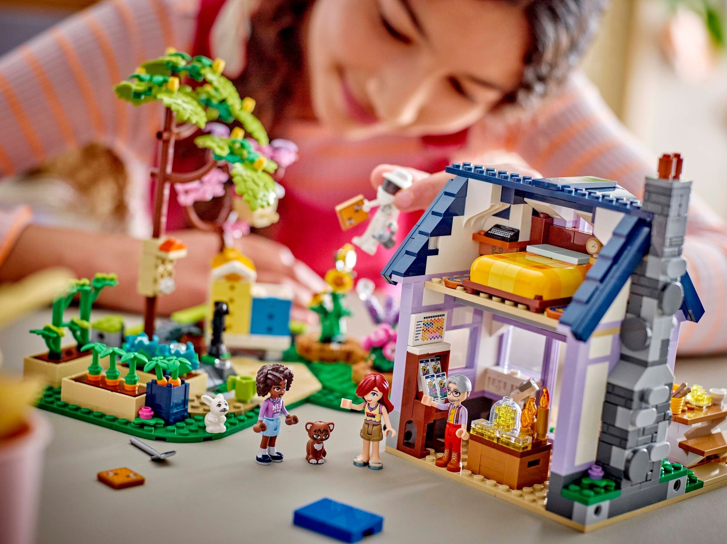 Конструктор LEGO Friends 42669 1161 дет. - фото 3