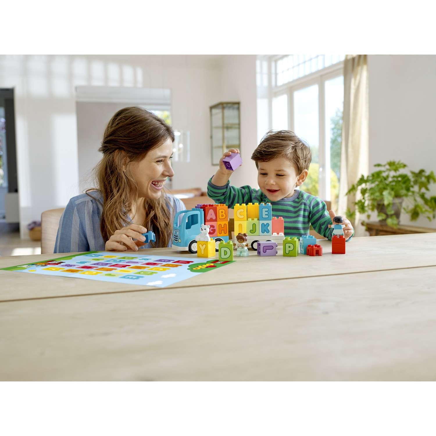 Конструктор LEGO DUPLO Грузовик Алфавит блочный - фото 19
