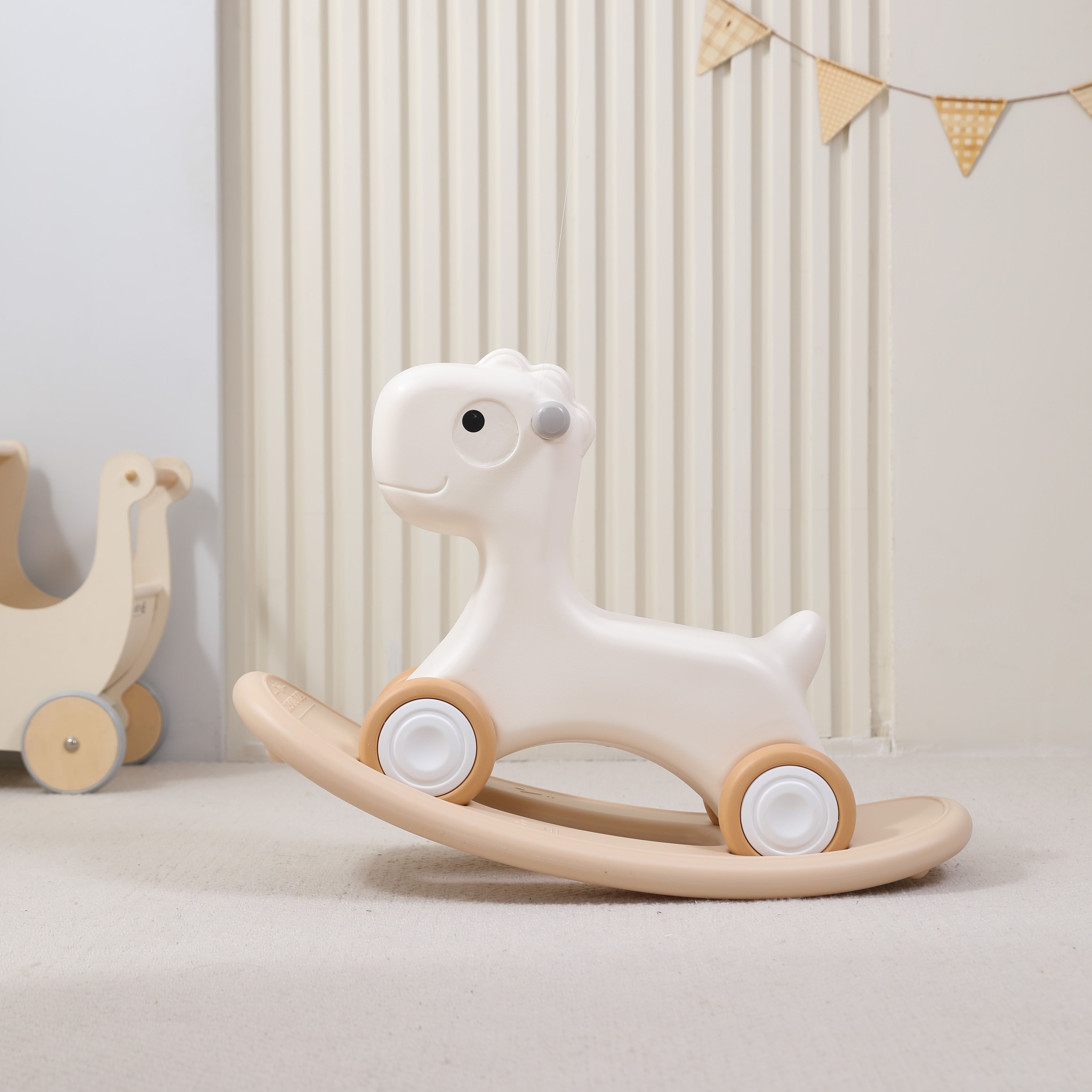 Лошадка-качалка-беговел UNIX Kids Camel до 50 кг игрушка для детей от 1 года - фото 9