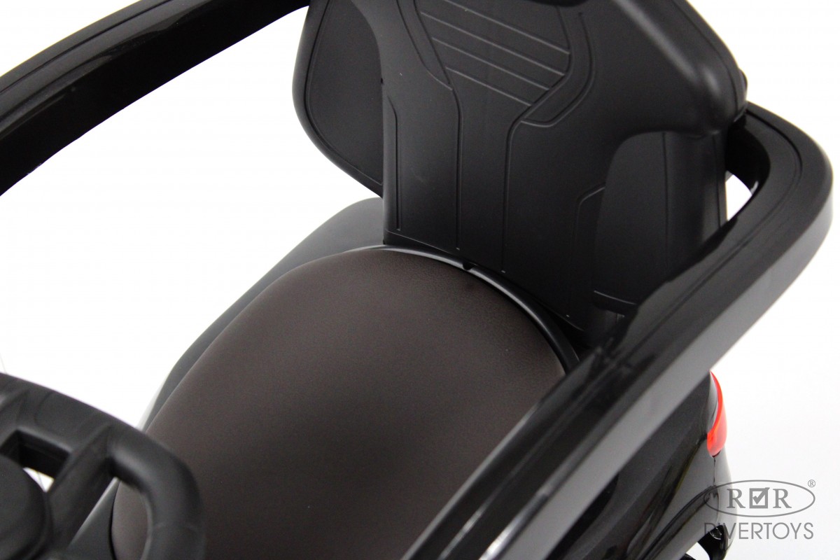 Электромобиль RIVERTOYS Mercedes Z003ZZ-A-BLACK С пультом ДУ - фото 12