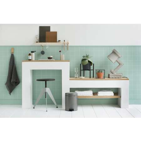 Бак мусорный Brabantia NewIcon с педалью платиновый 5л 112683