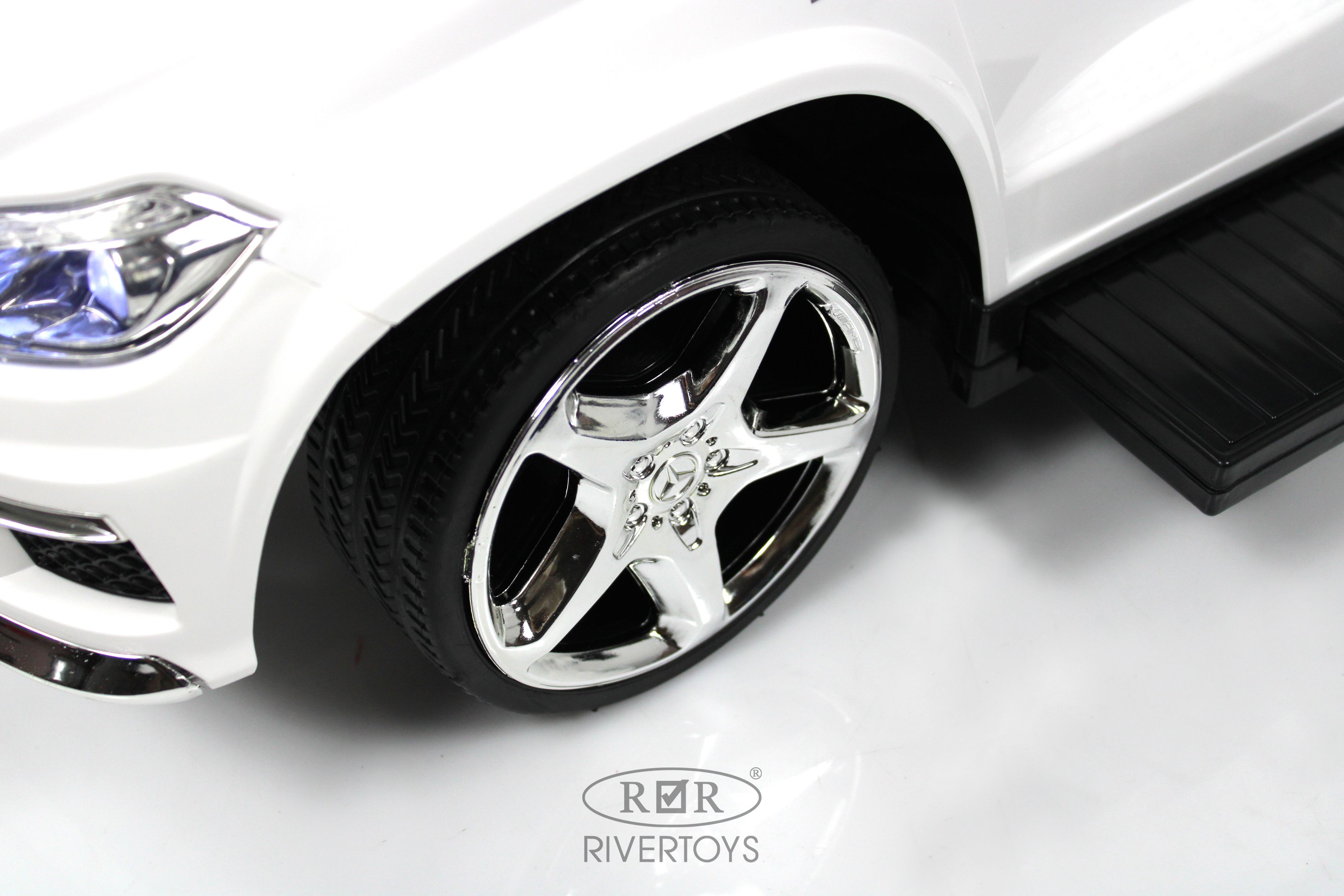 Электромобиль RIVERTOYS Mercedes A888AA-H-WHITE - фото 13