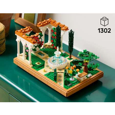 Конструктор LEGO Icons Сад с фонтанами блочный