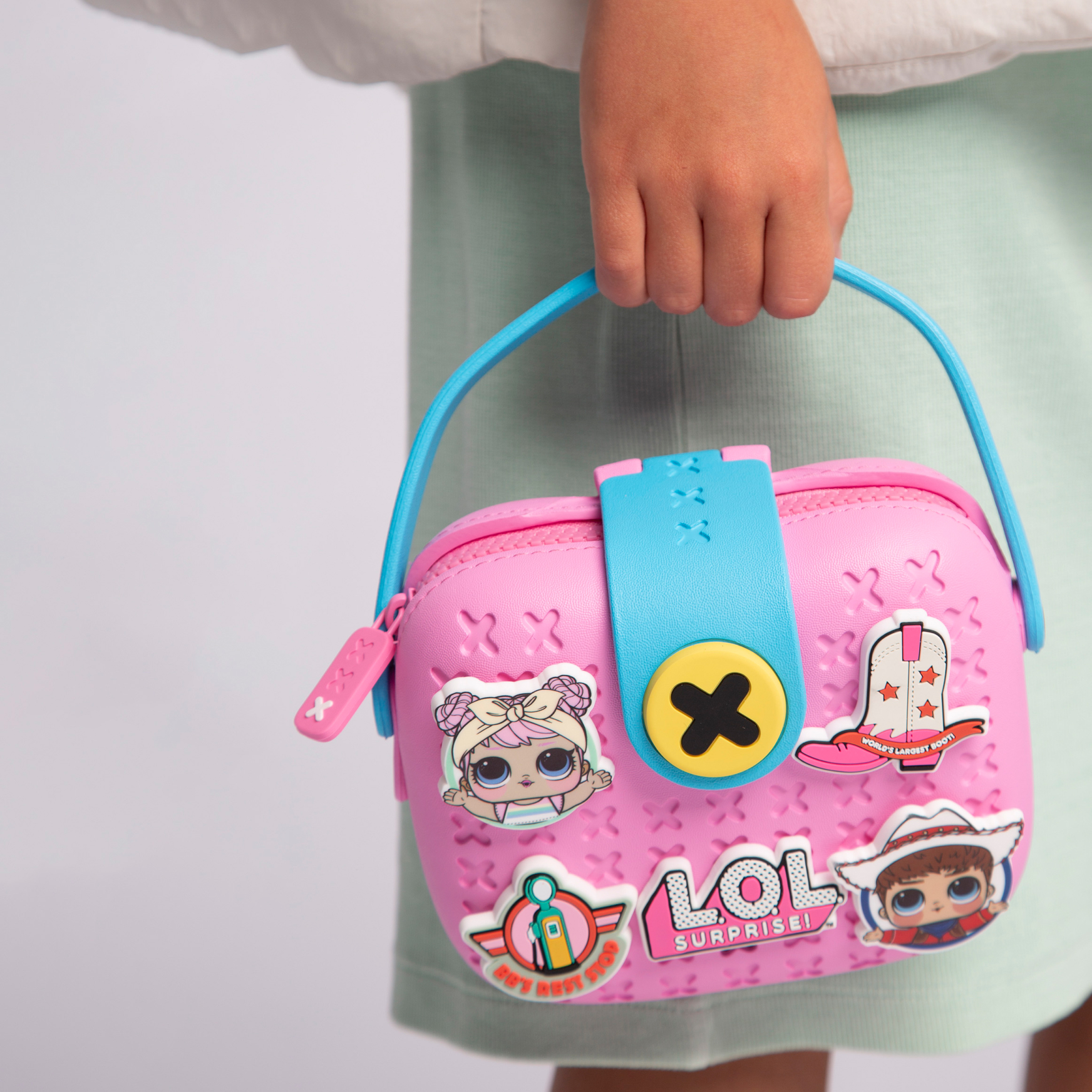 Сумка L.O.L. Surprise! розовая на застежке+джиббитсы - фото 9