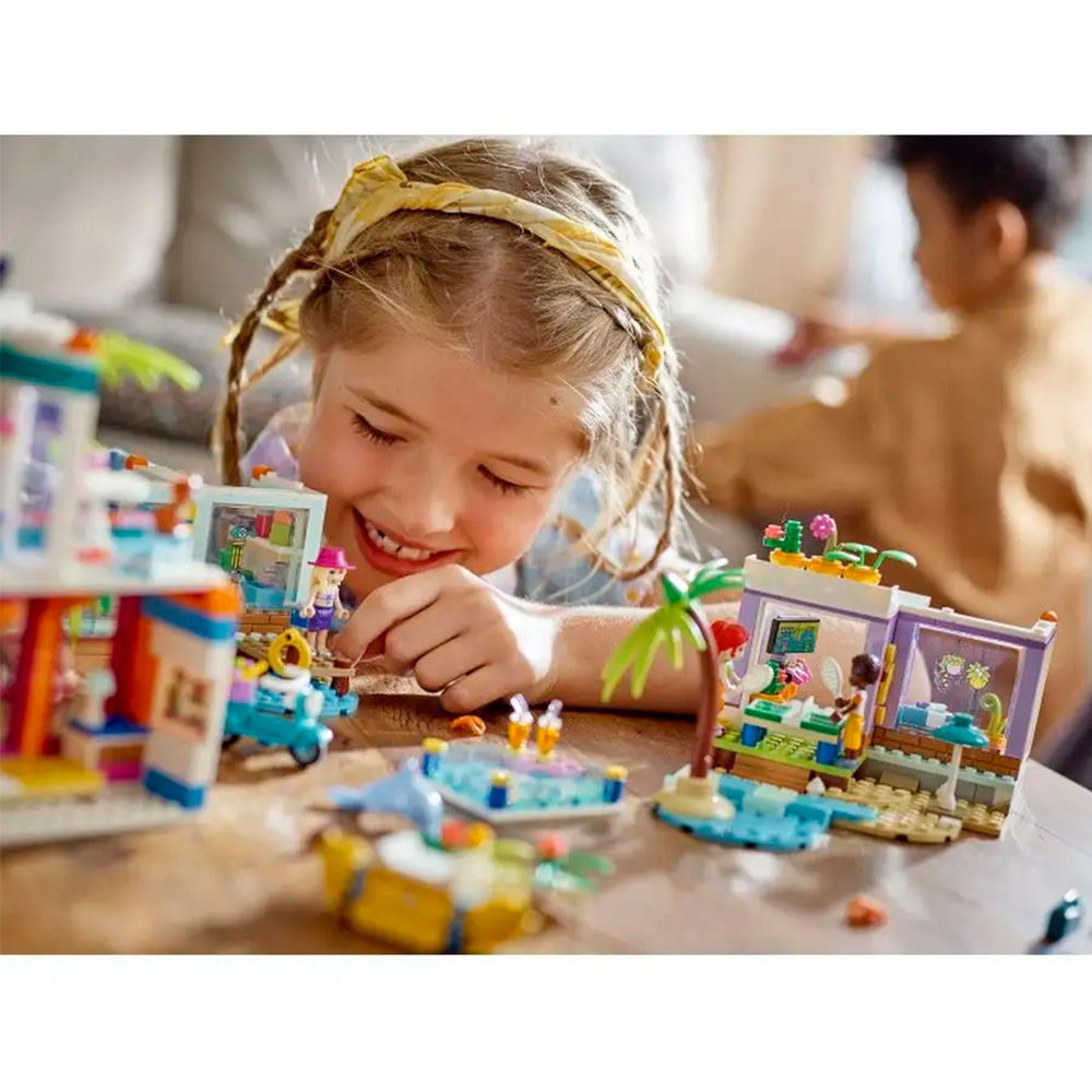 Конструктор LEGO Friends Пляжный дом для отдыха 686 дет. - фото 8