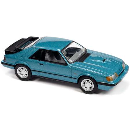 Автомобиль Johnny Lightning 1:64