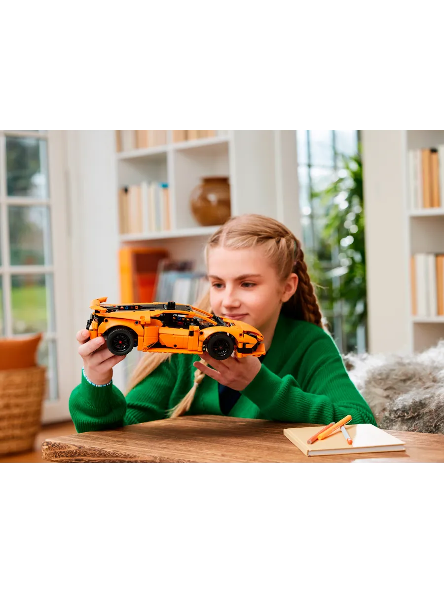 Конструктор LEGO Technic Lamborghini Hurac n Tecnica 806 дет. - фото 8