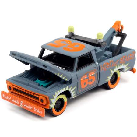 Автомобиль Johnny Lightning 1:64