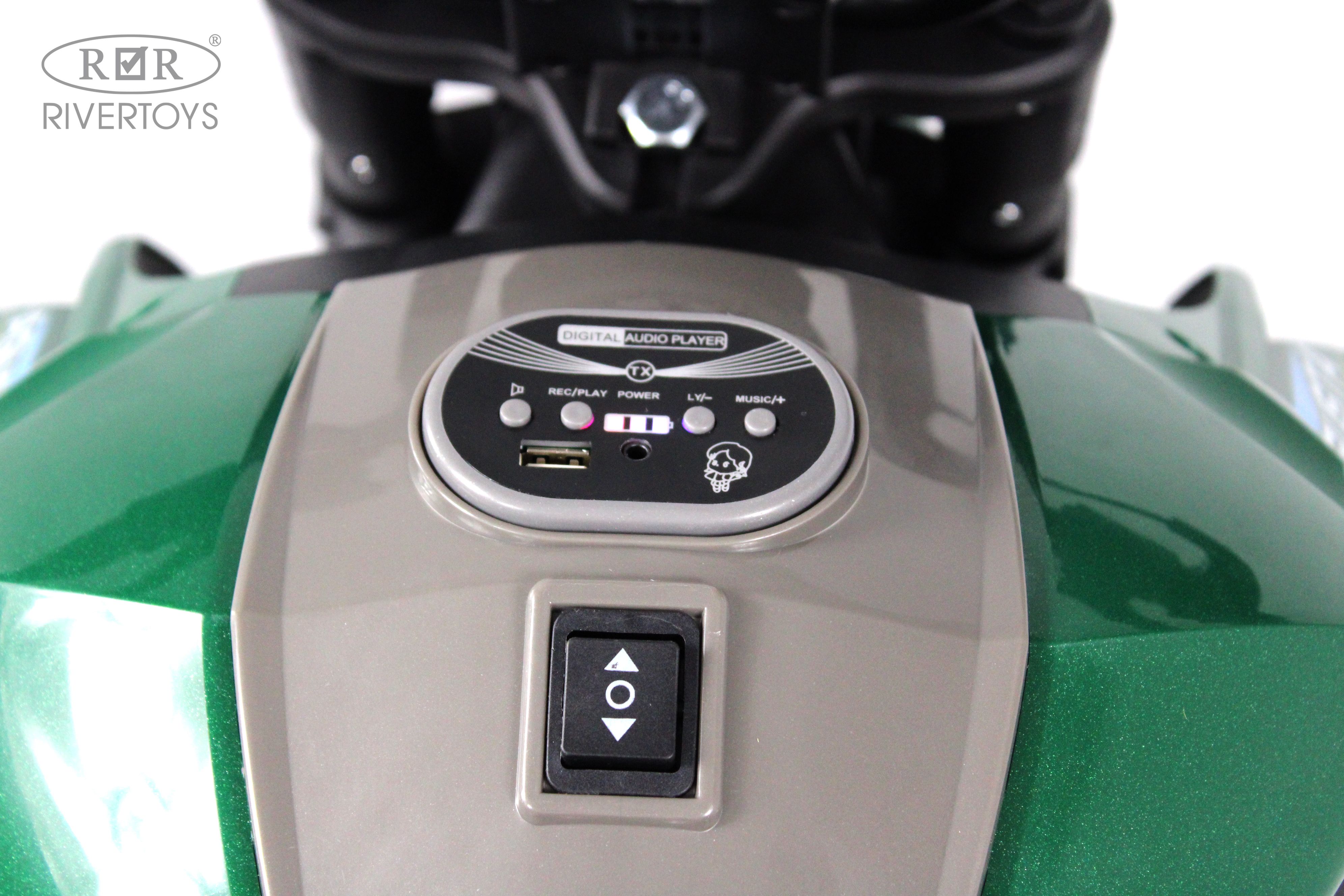Электромобиль RIVERTOYS C111MC-GREEN - фото 10