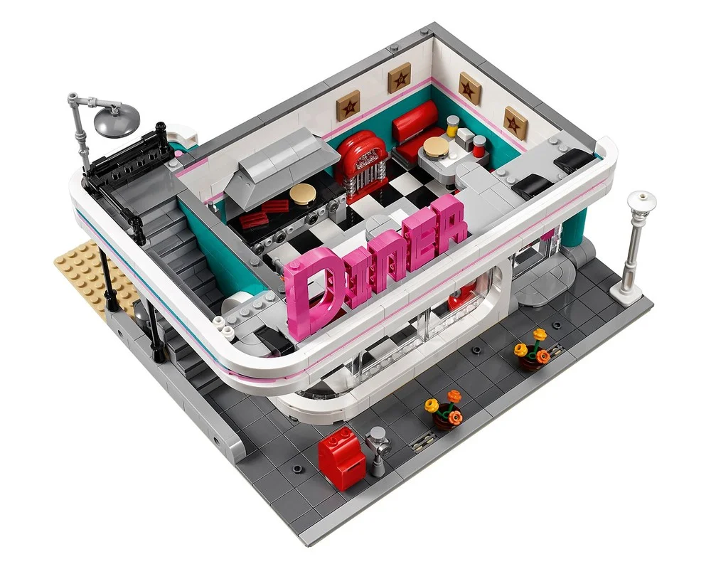 Конструктор LEGO Creator Expert 10260 2454 дет. - фото 6