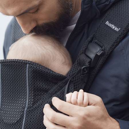 Рюкзак-переноска BabyBjorn One Mesh Черный