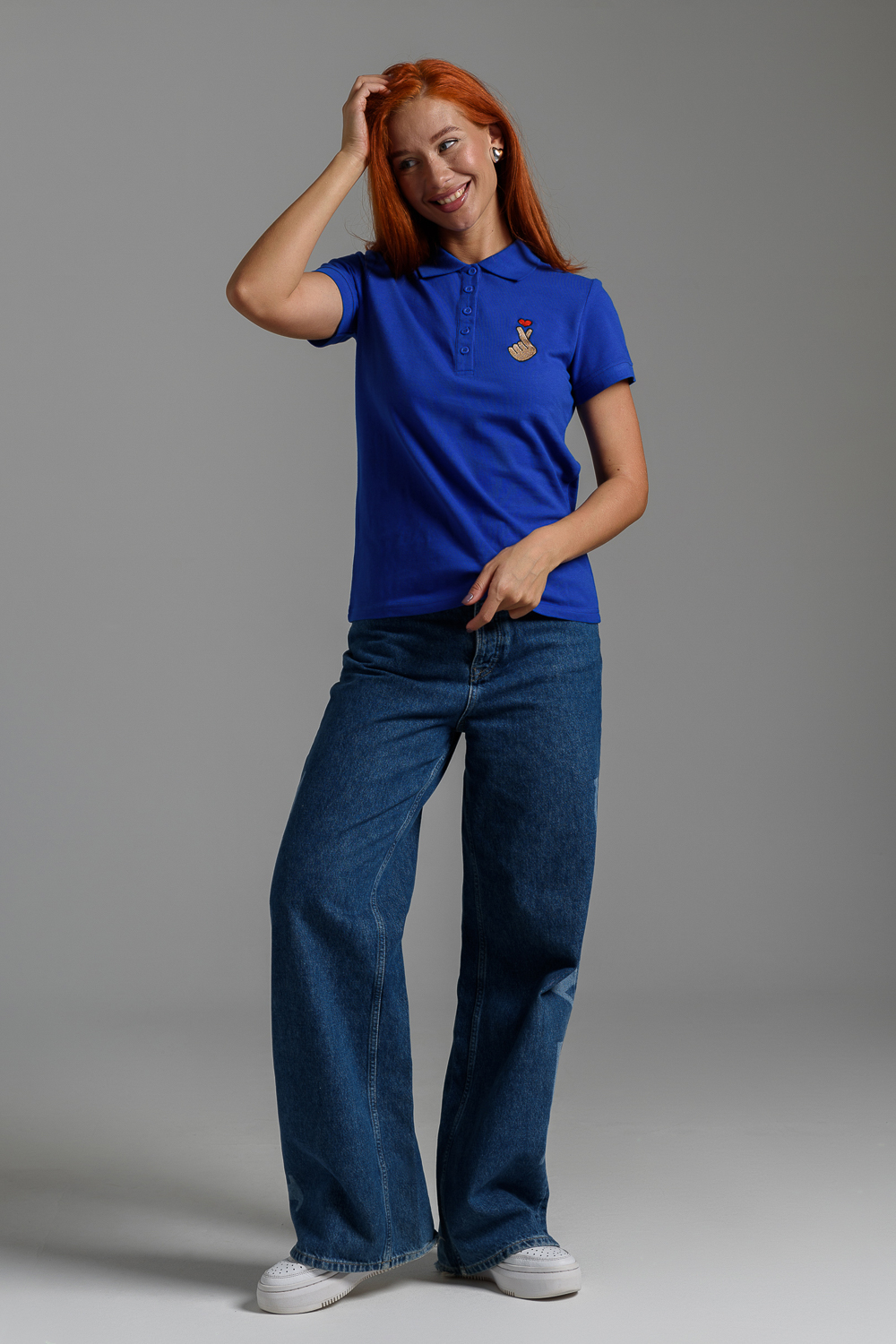 Футболка Натали Суслова 8524 индиго+рука с сердцем - фото 2