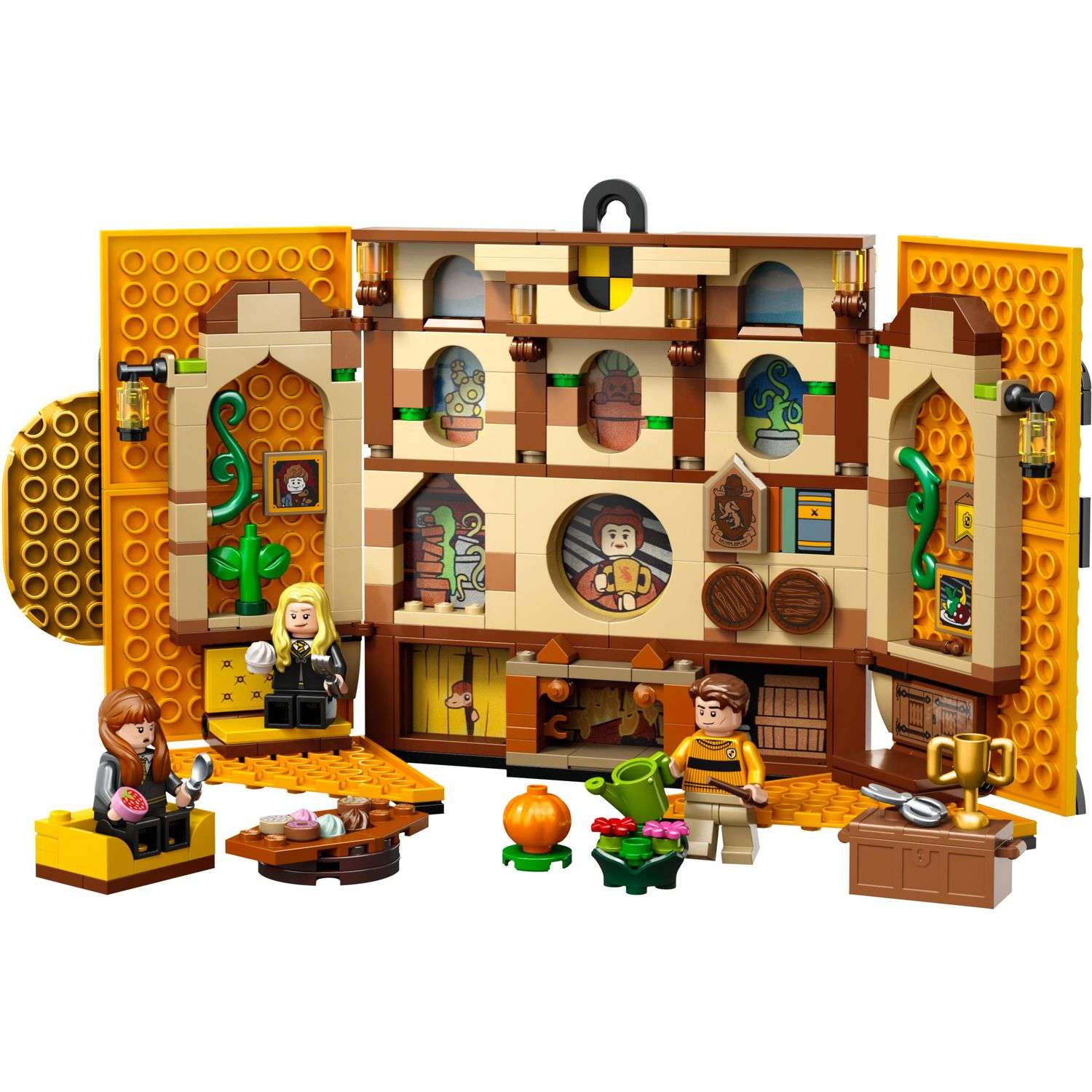 Конструктор LEGO Harry Potter Hufflepuff House Banner 313 дет. - фото 2