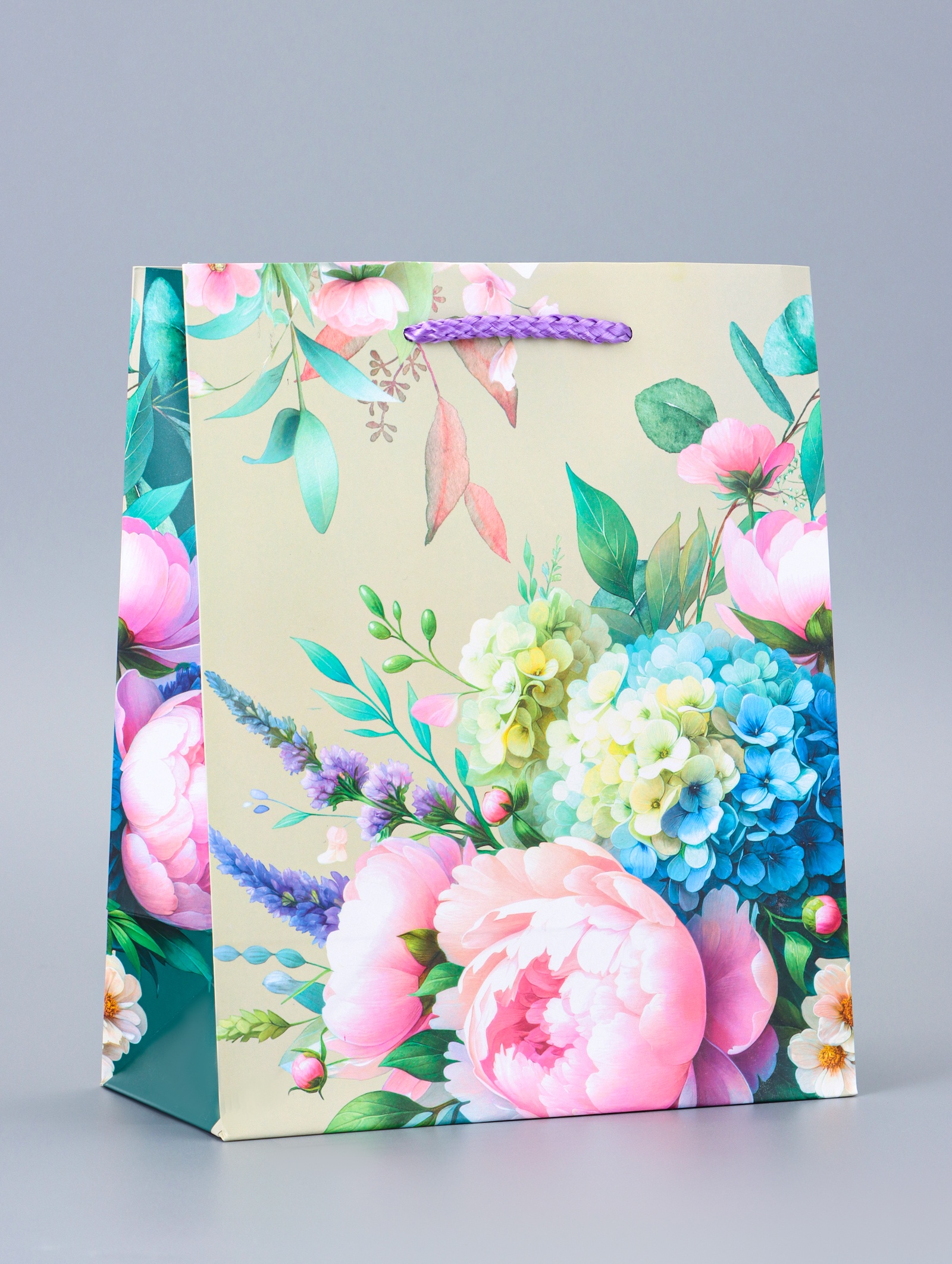 Пакет подарочный Арт и Дизайн Цветы и Радость 18 х 223 х 10 см - фото 1