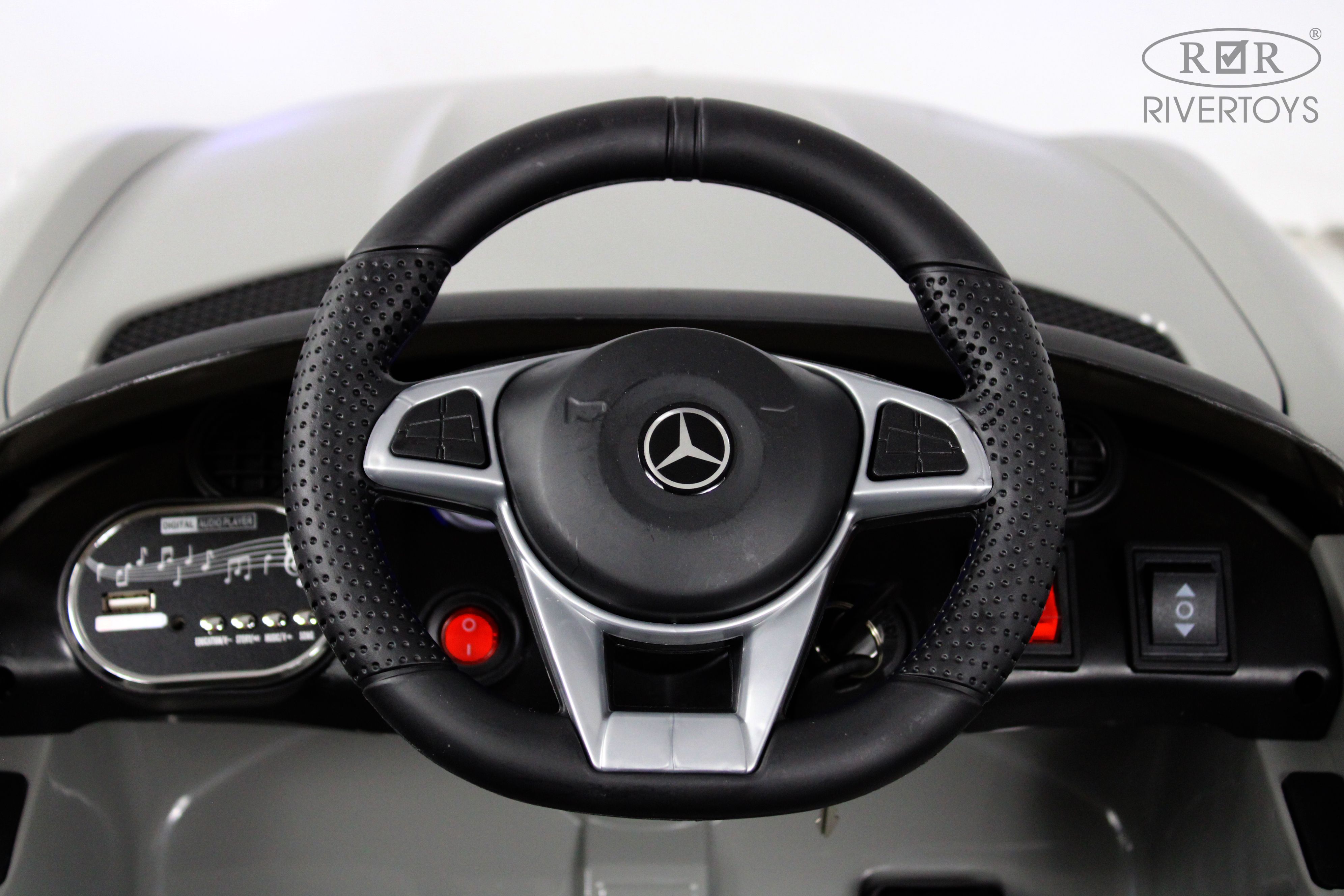Электромобиль RIVERTOYS Mercedes X777XX-AMG-GREY С пультом ДУ - фото 16