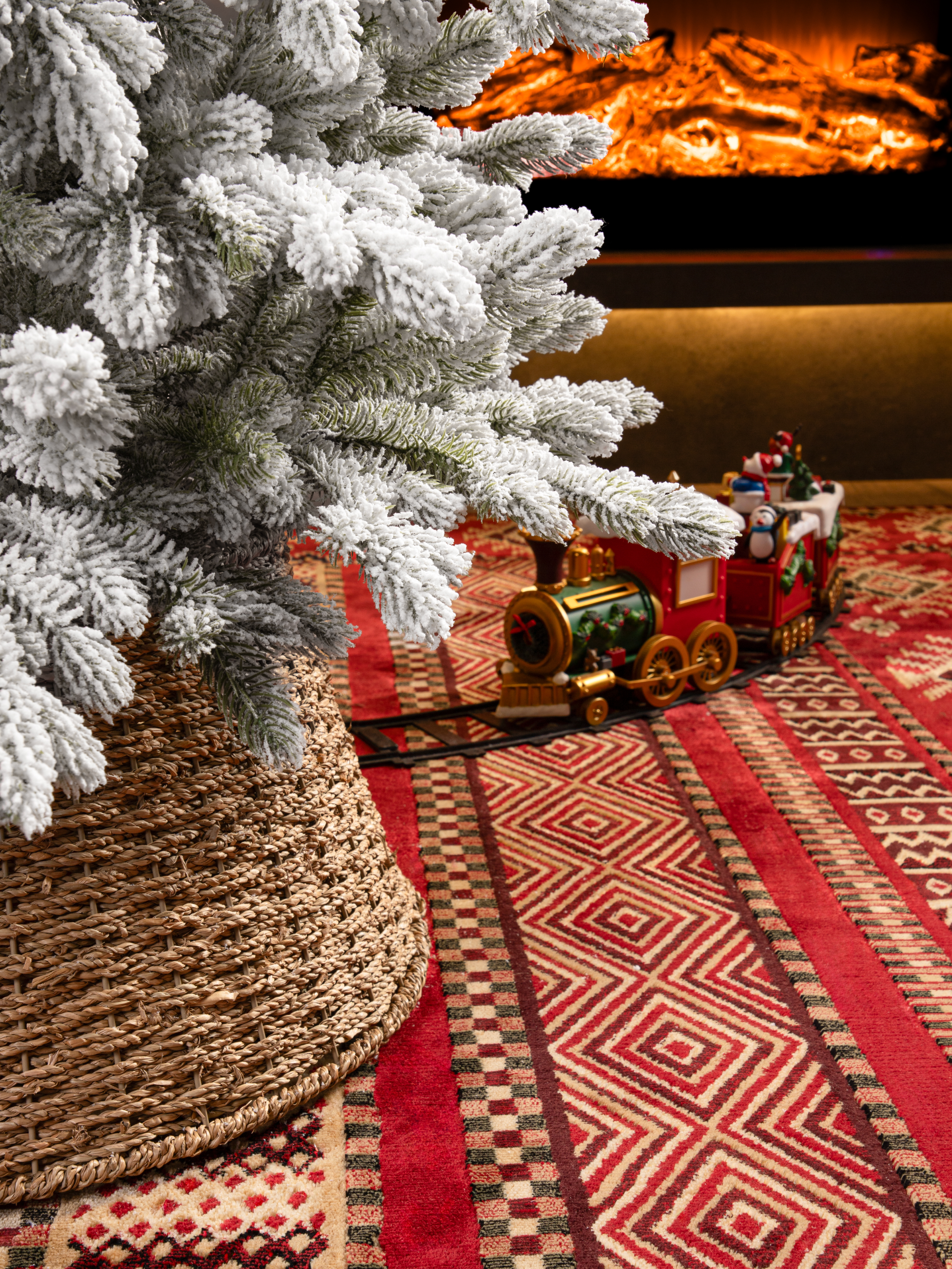 Ель Герда заснеженная Поезд Ёлок 210 см. - фото 5