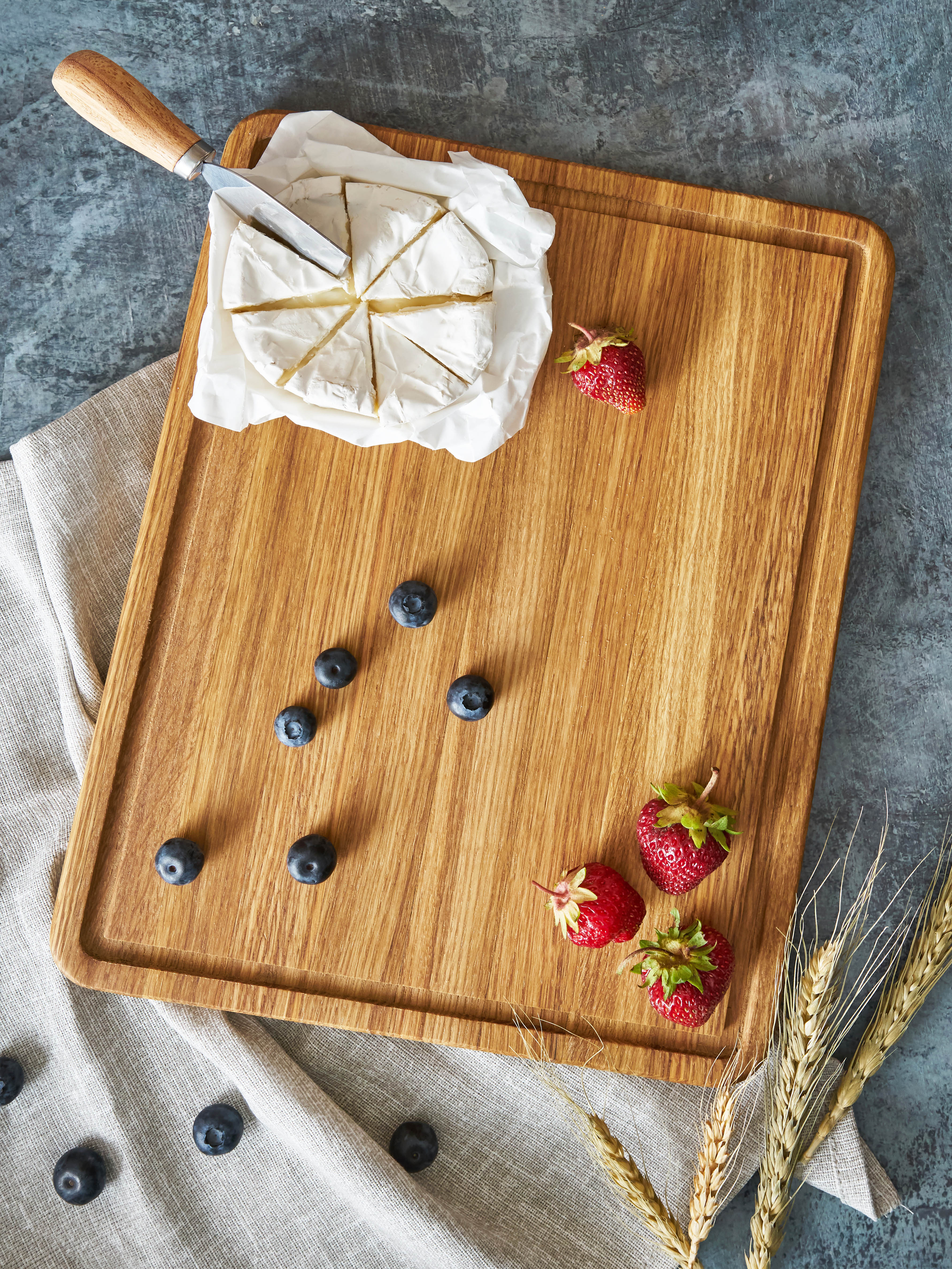 Доска разделочная Plates and More деревянная - фото 1