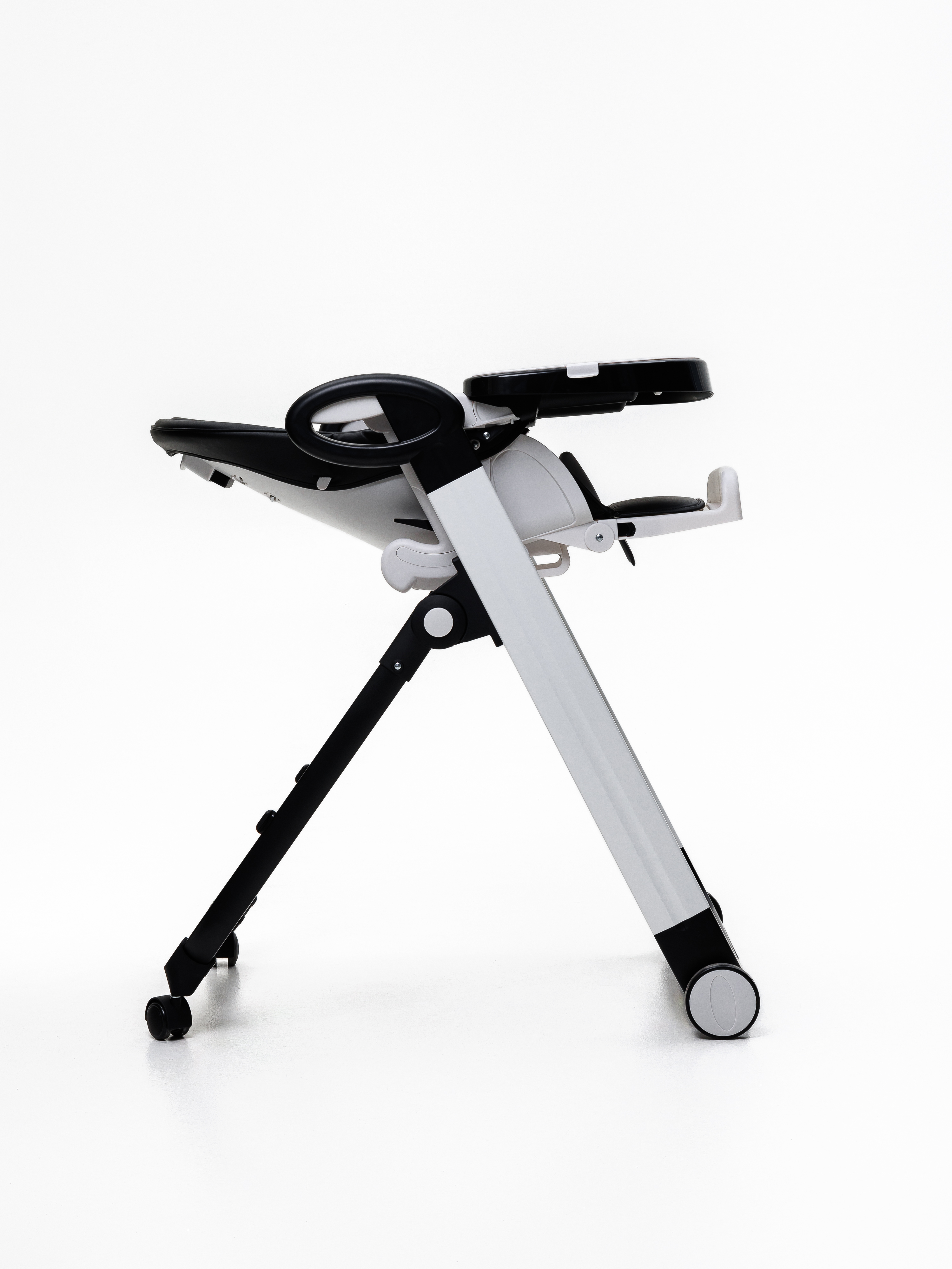 Стульчик для кормления BASSET B2 черный - фото 37