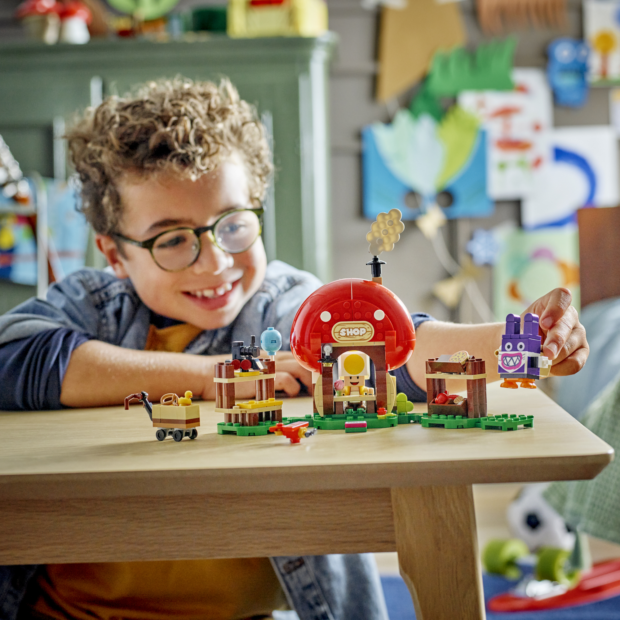Конструктор LEGO Super Mario Nabbit at Toads Shop 230 дет. - фото 9