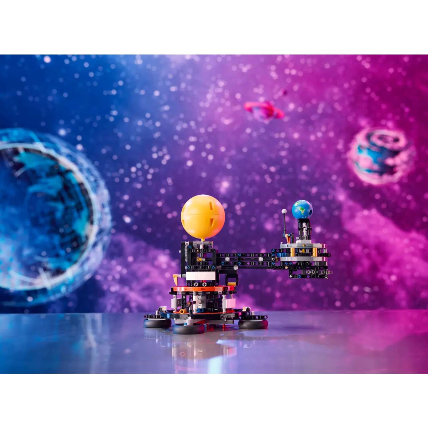 Конструктор LEGO Technic Земля и Луна на орбите 526 дет. - фото 11