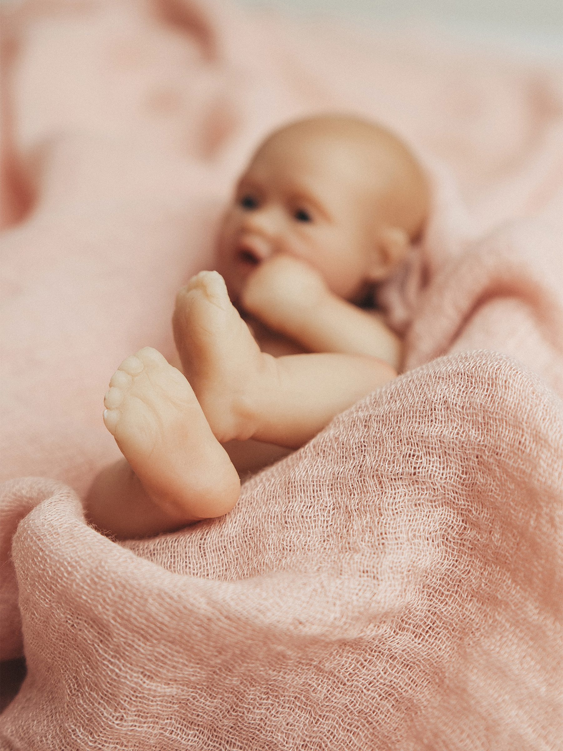 Кукла мини Magic Manufactory Magic baby Пупс реборн девочка высота 19 см 4631162180901 - фото 8