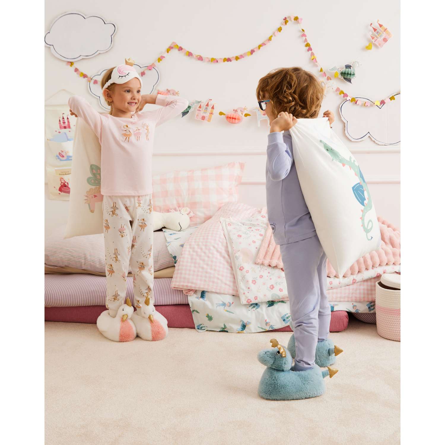 Гирлянда-растяжка FUTURINO Home Сердечки AW25FH175FHha-43 - фото 1