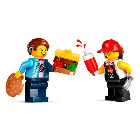 Конструктор LEGO City Фургон-гамбургер