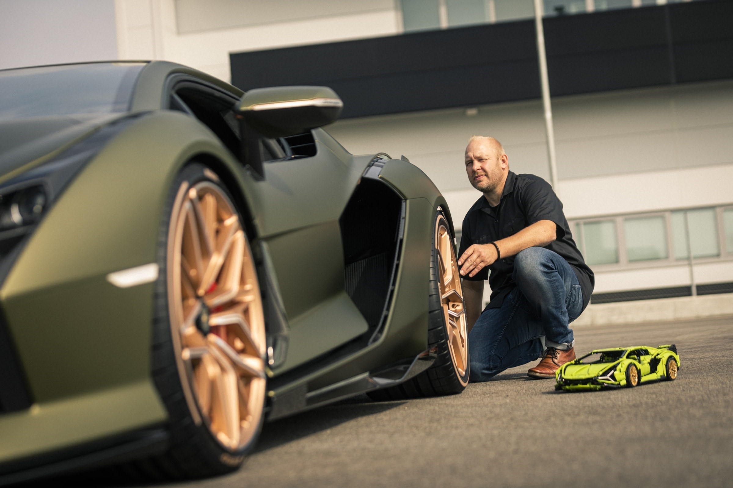 Конструктор LEGO Technic 42115 3696 дет. - фото 2