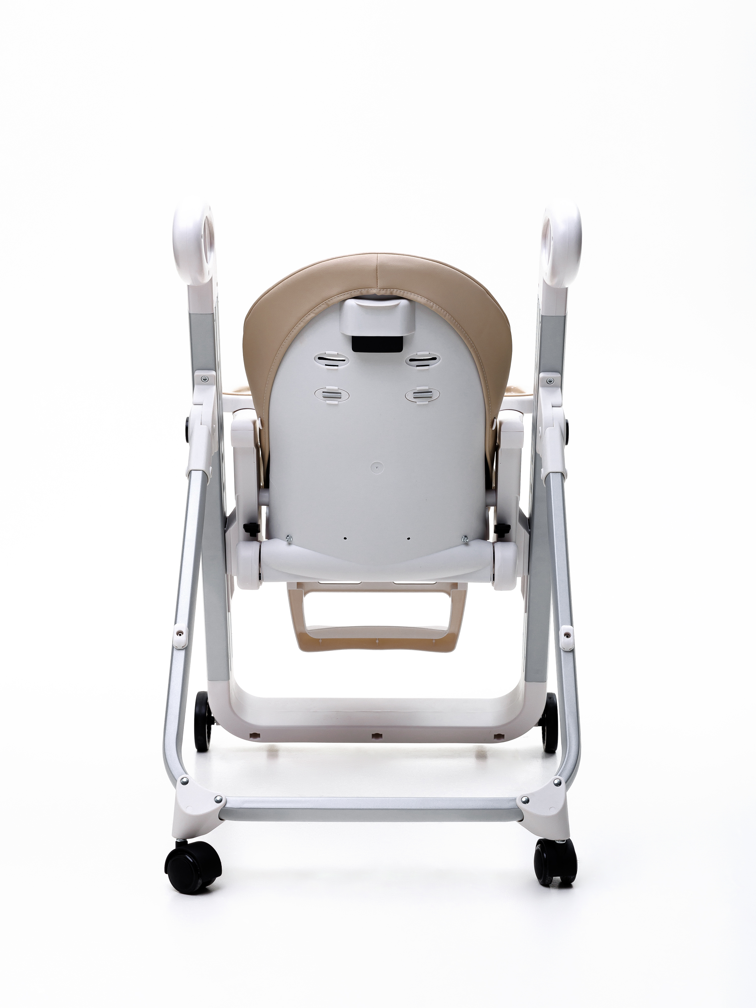 Стульчик для кормления BASSET B2 бежевый - фото 18