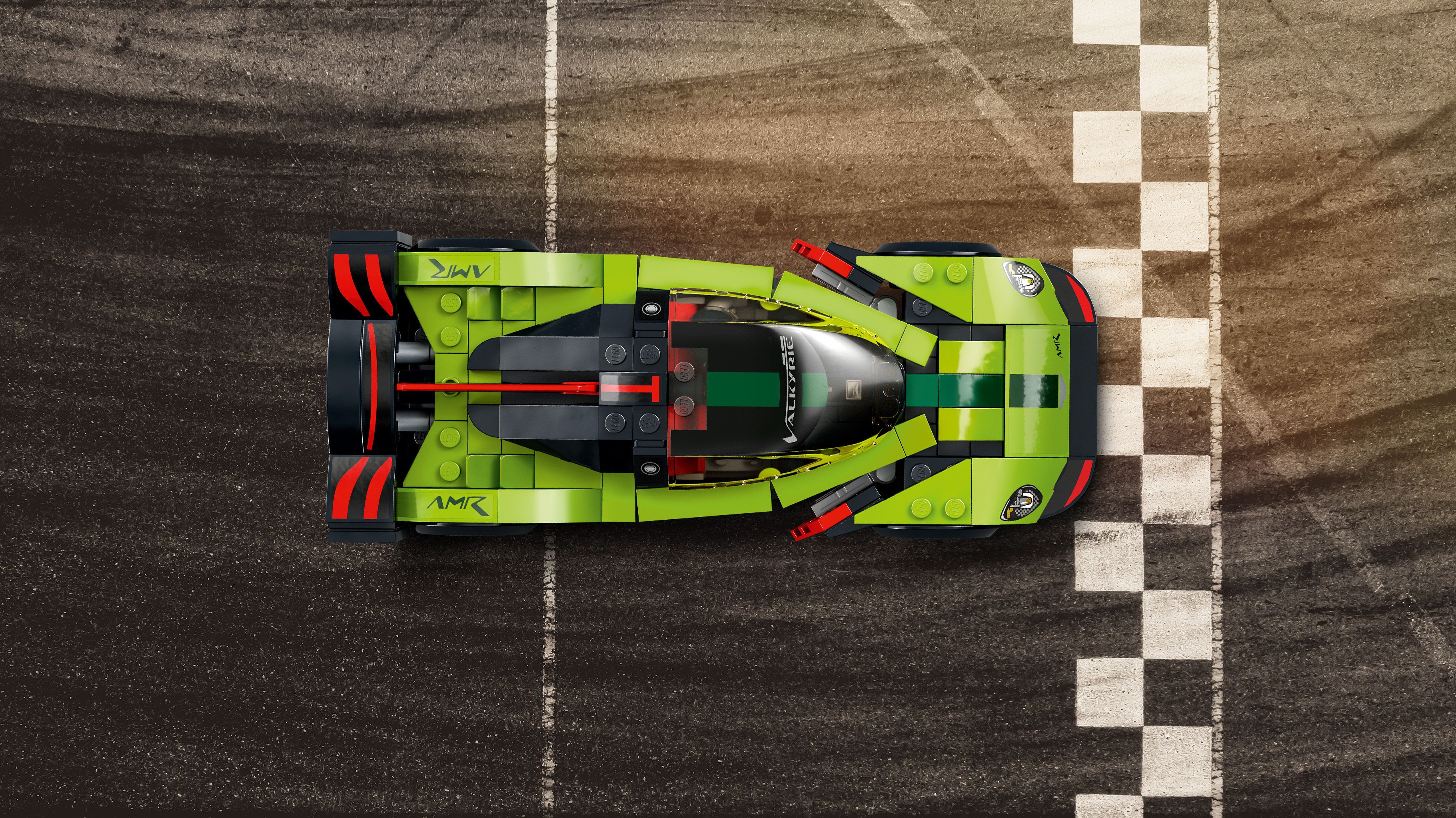 Конструктор LEGO Speed Champions Aston Martin блочный - фото 10