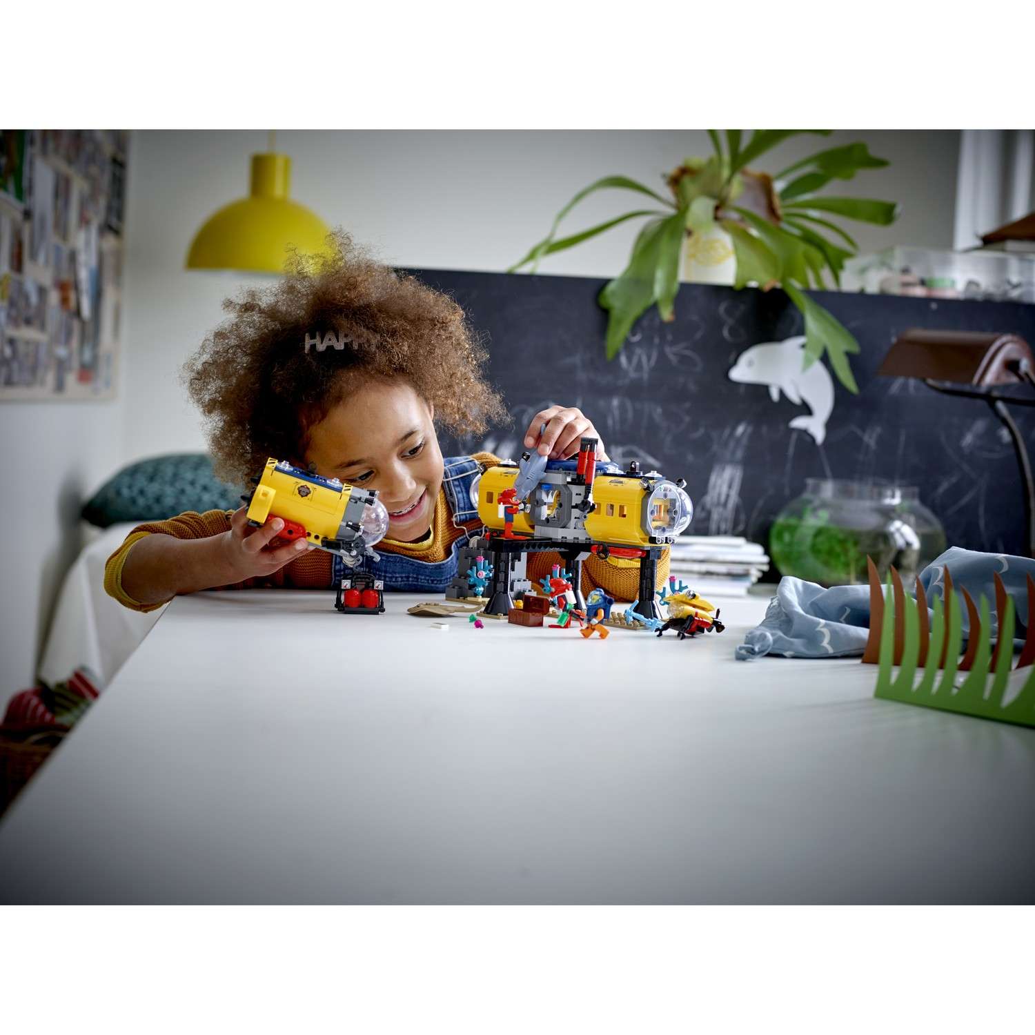 Конструктор LEGO City Исследовательская база блочный - фото 15