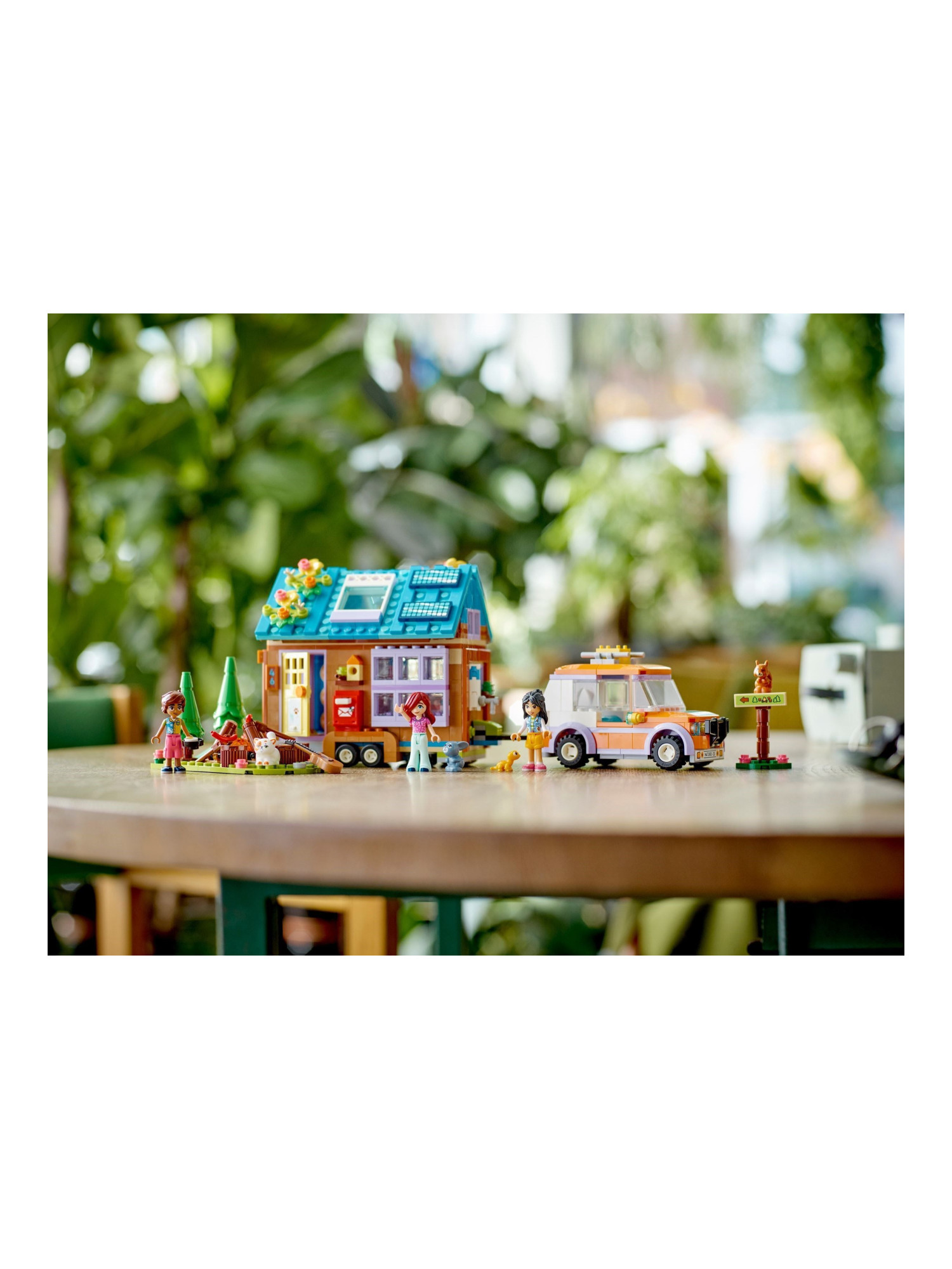 Конструктор LEGO Friends Передвижной домик 785 дет. - фото 10