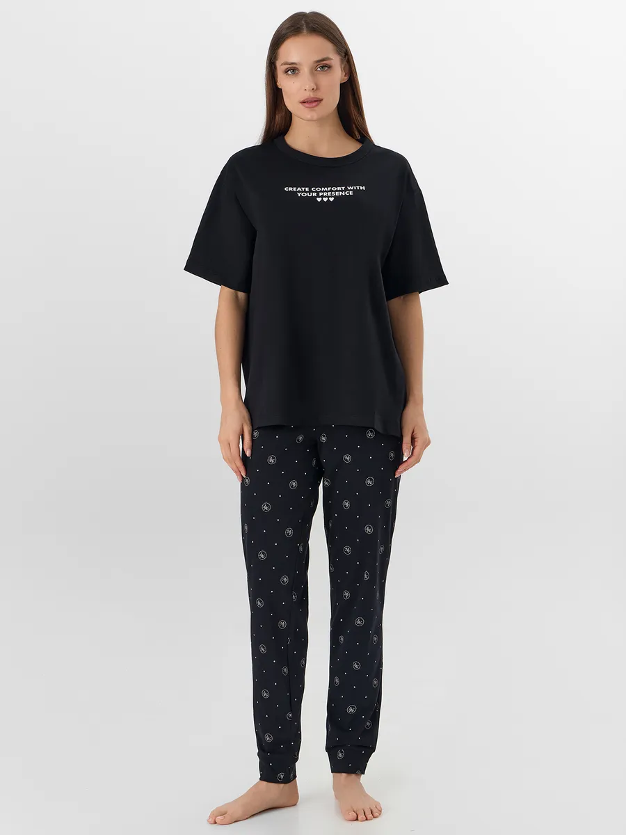 Изображение товара Пижама для женщин Mark Formelle, хлопок, оверсайз, черная Изображение товара Пижама для женщин Mark Formelle, хлопок, оверсайз, черная