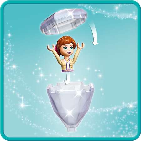 Конструктор LEGO Disney Princess Двор замка Анны блочный