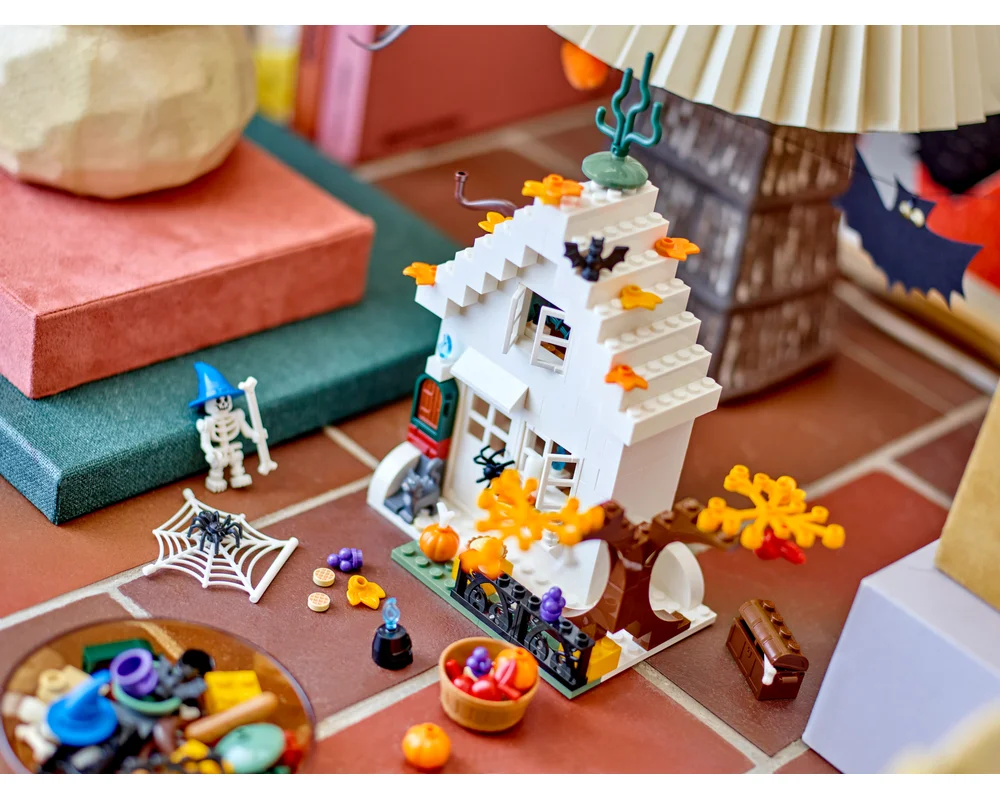 Изображение товара Конструктор LEGO Creator Веселье на Хеллоуин 111 деталей