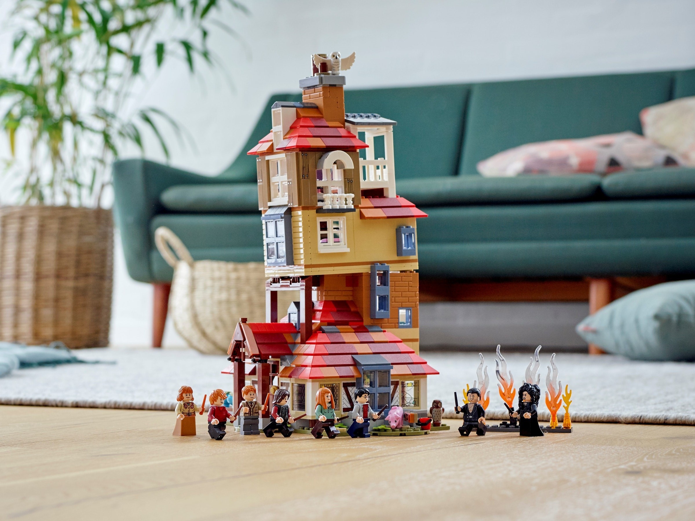 Конструктор LEGO Harry Potter 75980 1047 дет. - фото 3