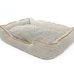 Лежанка для животных Не один дома Stripe Dream M 61*48*18см черно-белый