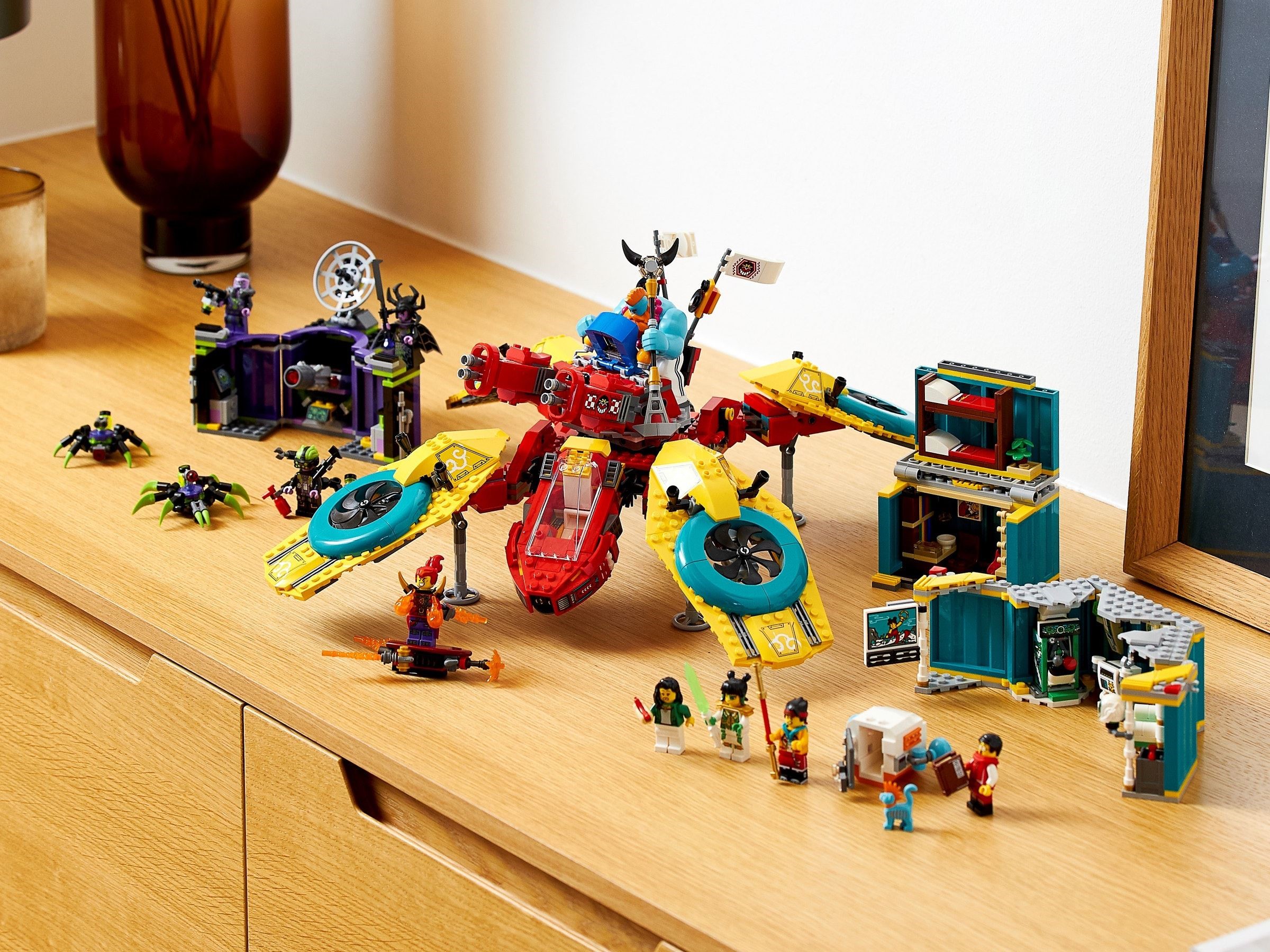Конструктор LEGO Monkie kid 80023 1462 дет. - фото 17